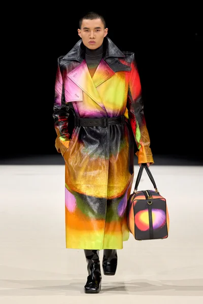 Look 35
